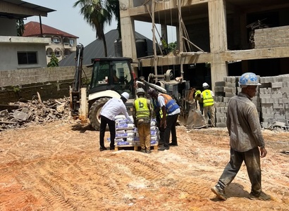 Unloading of materials
